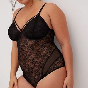 BLACK LACE & MESH STRAPPY BODYSUIT torrid